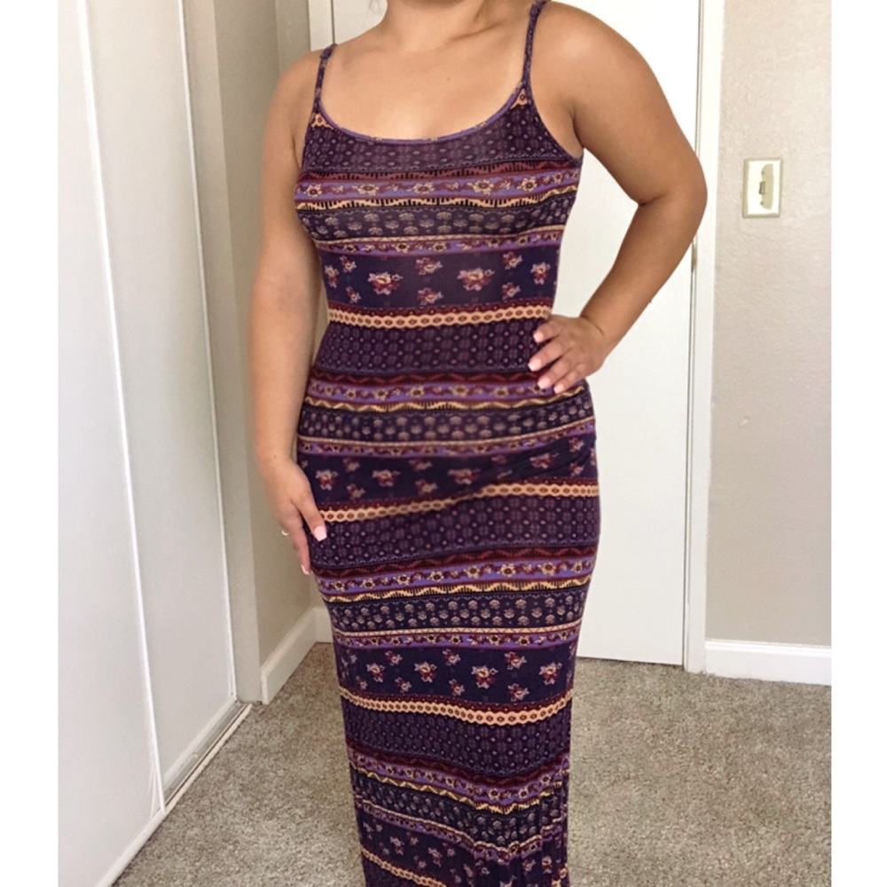 Purple patterned maxi-dress